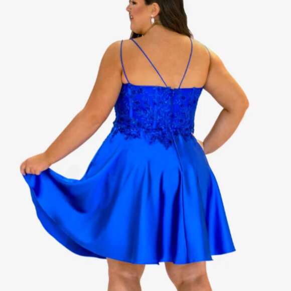 Matilda - Picture 2 of 4